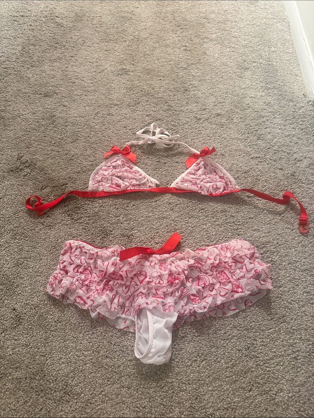 Women’s White & Red Heart Ruffle Lingerie Set